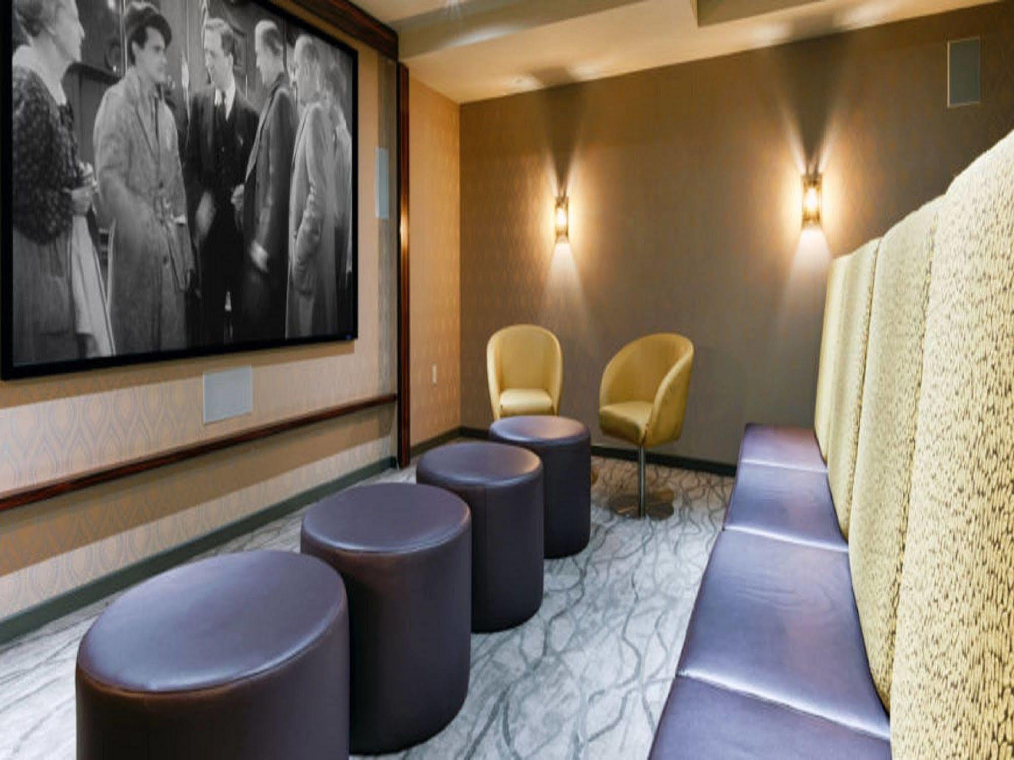 ג'רזי סיטי Global Luxury Suites At Exchange מראה חיצוני תמונה
